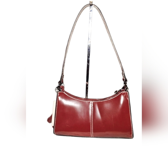 STEVE MADDEN Bmikas Glossy Bloodstone Shoulder Bag - Picture 3 of 9